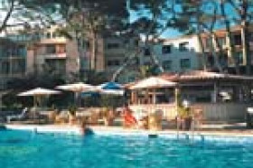 Hotel Hesperia Villamil