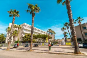 Apartamenty i Hotel Platja Daurada
