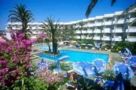 Globales Cala Bona Suites
